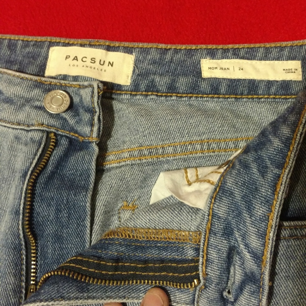 PacSun "Mom Jeans" size 24 NWOT